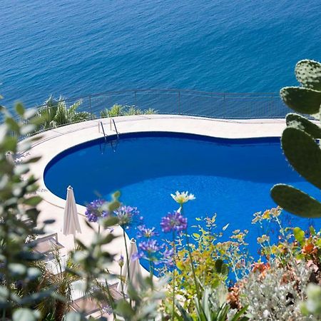 Crystal Sea Hotel Forza dʼAgro Extérieur photo
