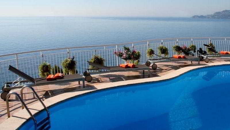 Crystal Sea Hotel Forza dʼAgro Extérieur photo