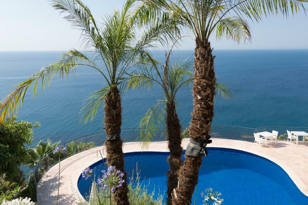 Crystal Sea Hotel Forza dʼAgro Extérieur photo